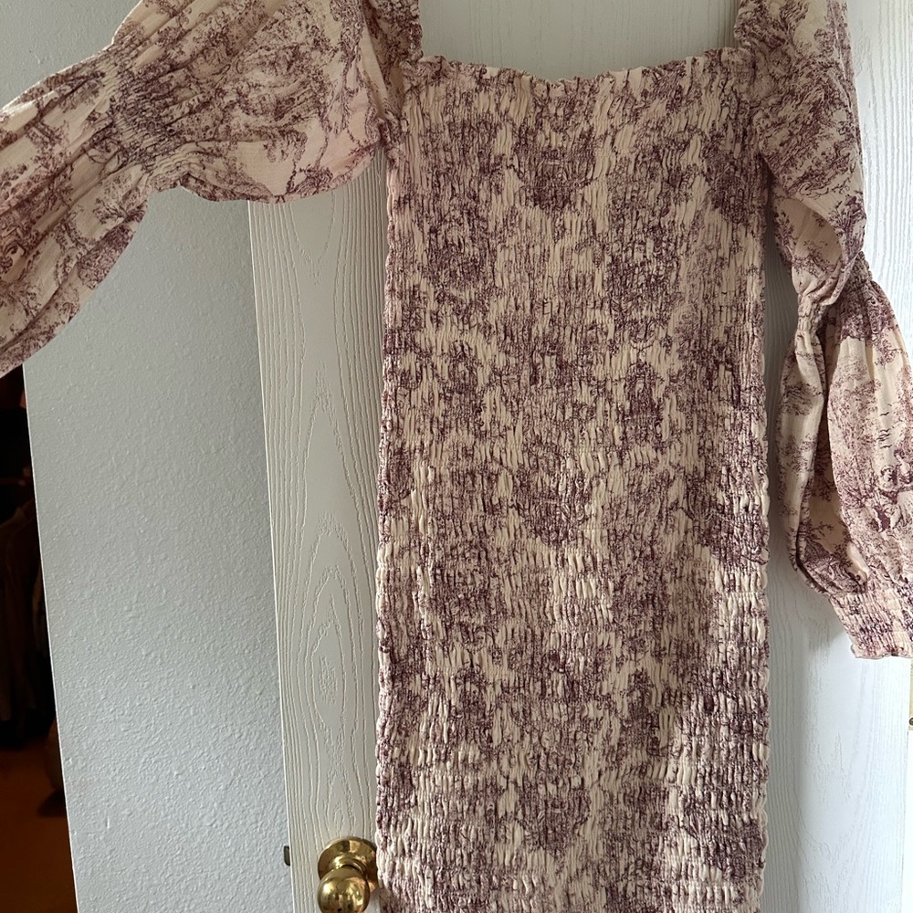 Pink Sheath Dress with Bishop Sleeves and Square Neck